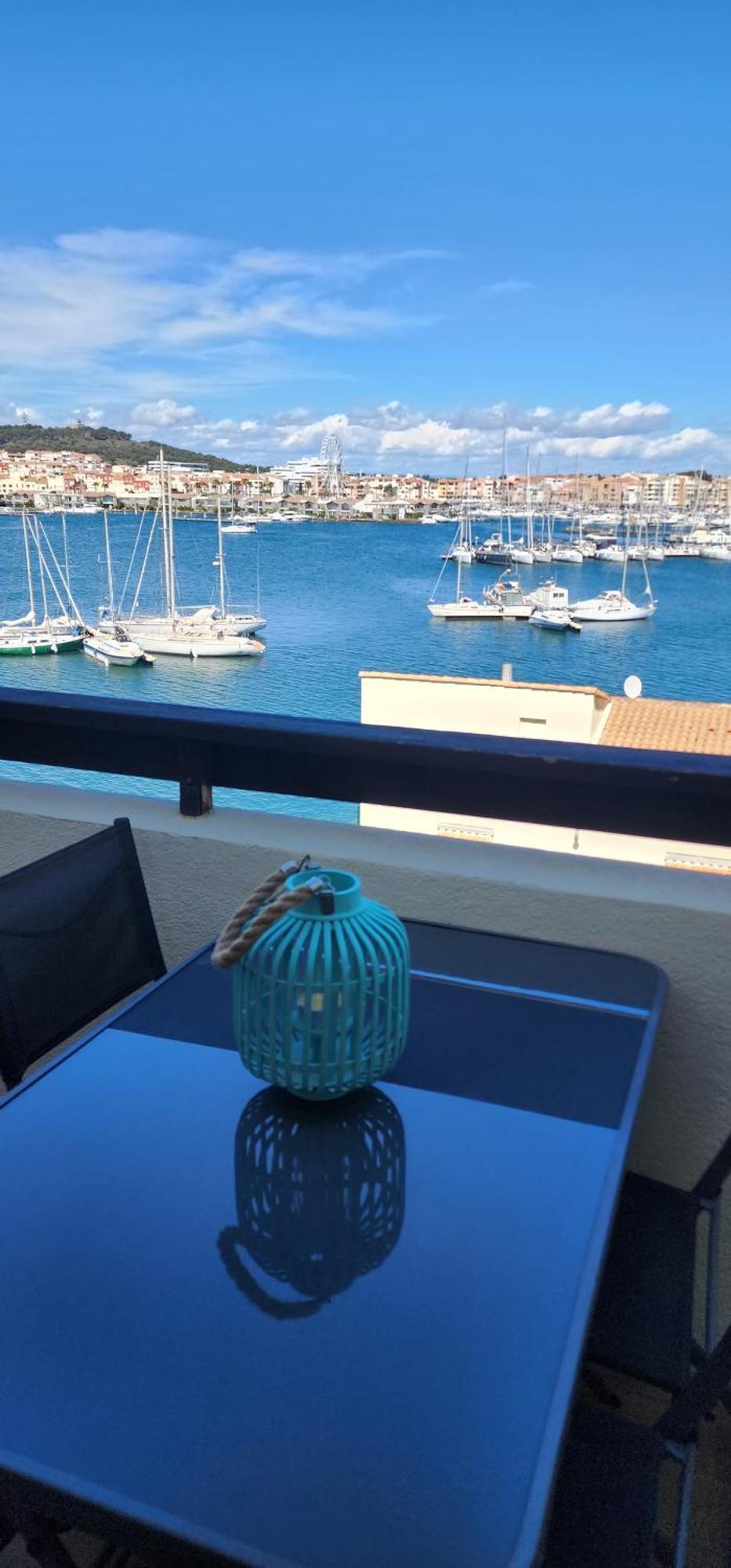 Studio meublé cap d Agde avec tres belle vue sur le port Exterior foto
